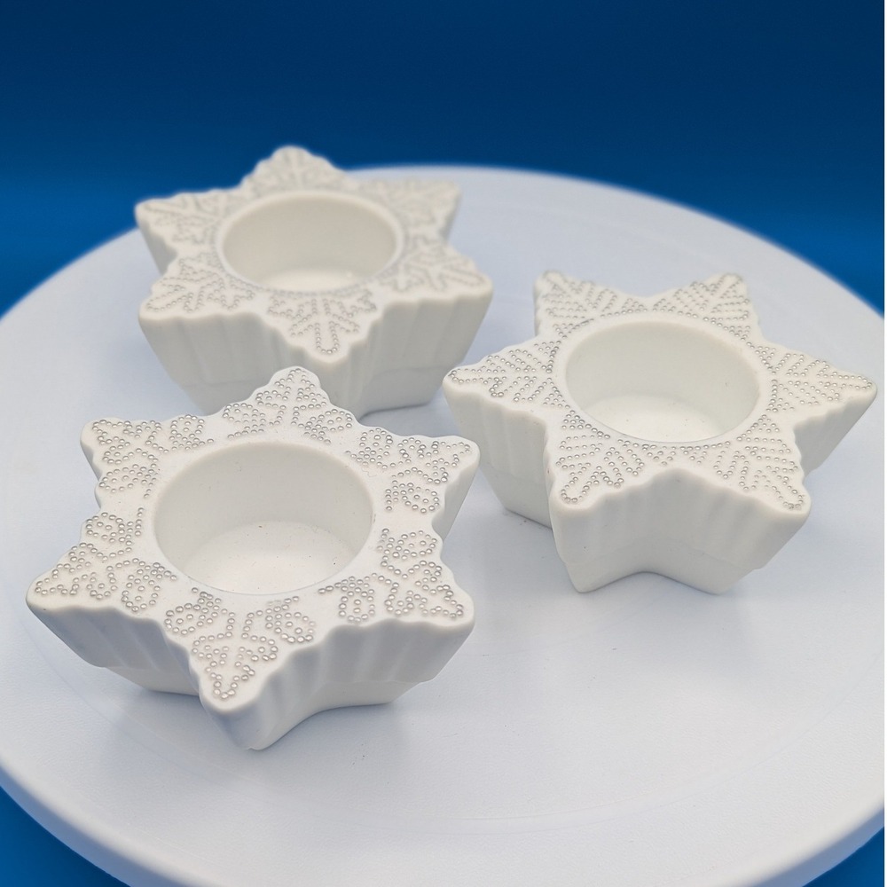 PartyLite Snow Drifters Snowflake Votive Tealight Candle Holders Set of 3 White - Picture 2 of 6